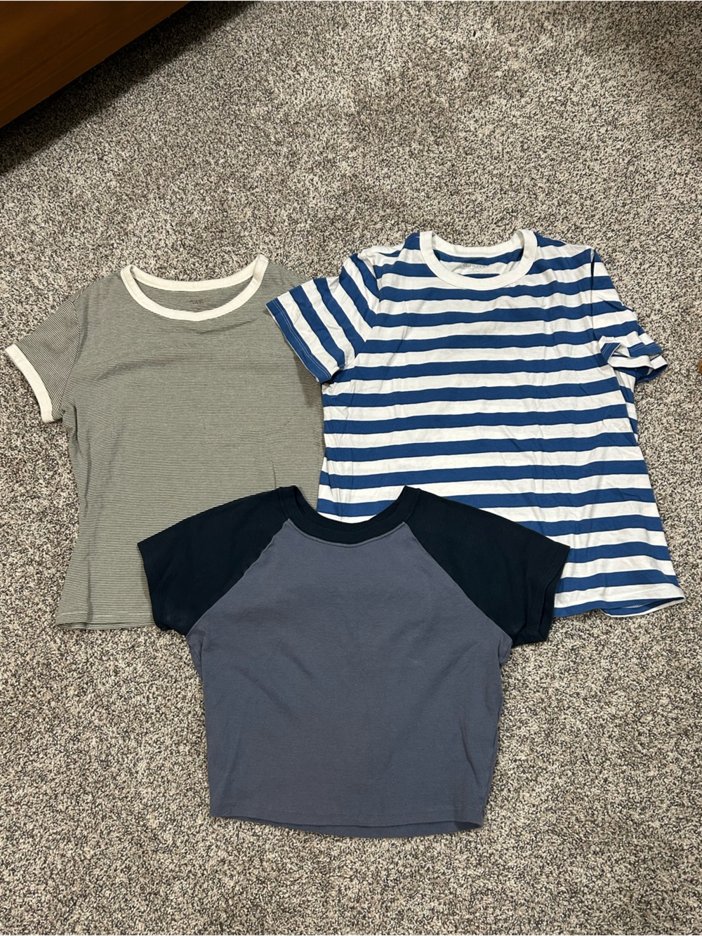 Women’s Striped & Solid Short Sleeve Tee Bundle - Blue, Gray, Olive Size M